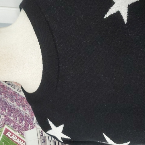 RACHEL ZOE BLACK W/WHITE STARS WARM&THICK CREW NECK SWEATER SZ MEDIUM - Picture 3 of 11